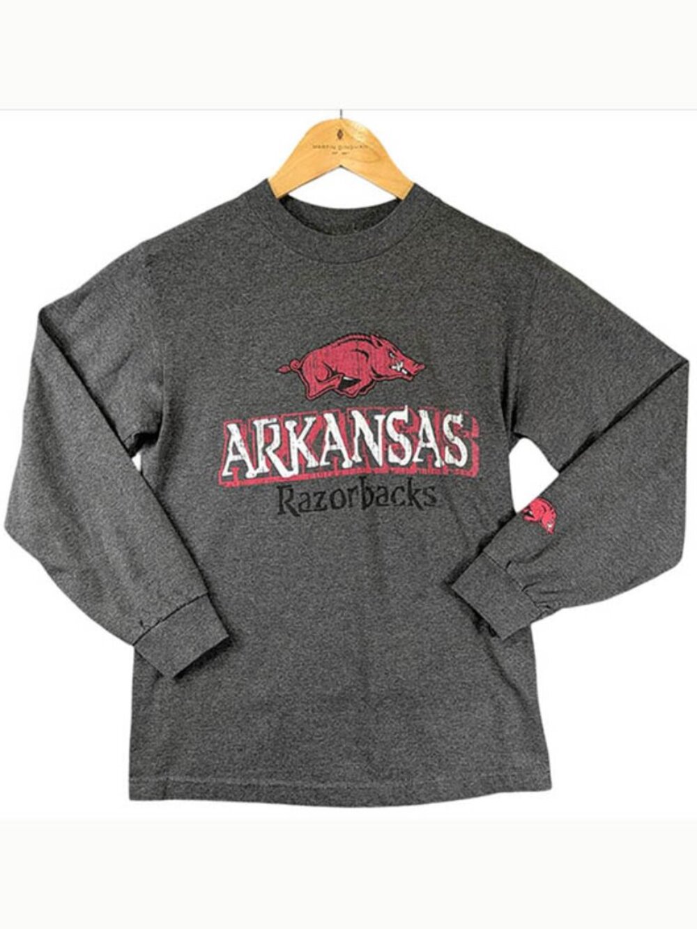 Arkansas Razorbacks T-Shirt Small Gray Cuffed Long Sleeve‎ Woo Pig Sooie Hogs